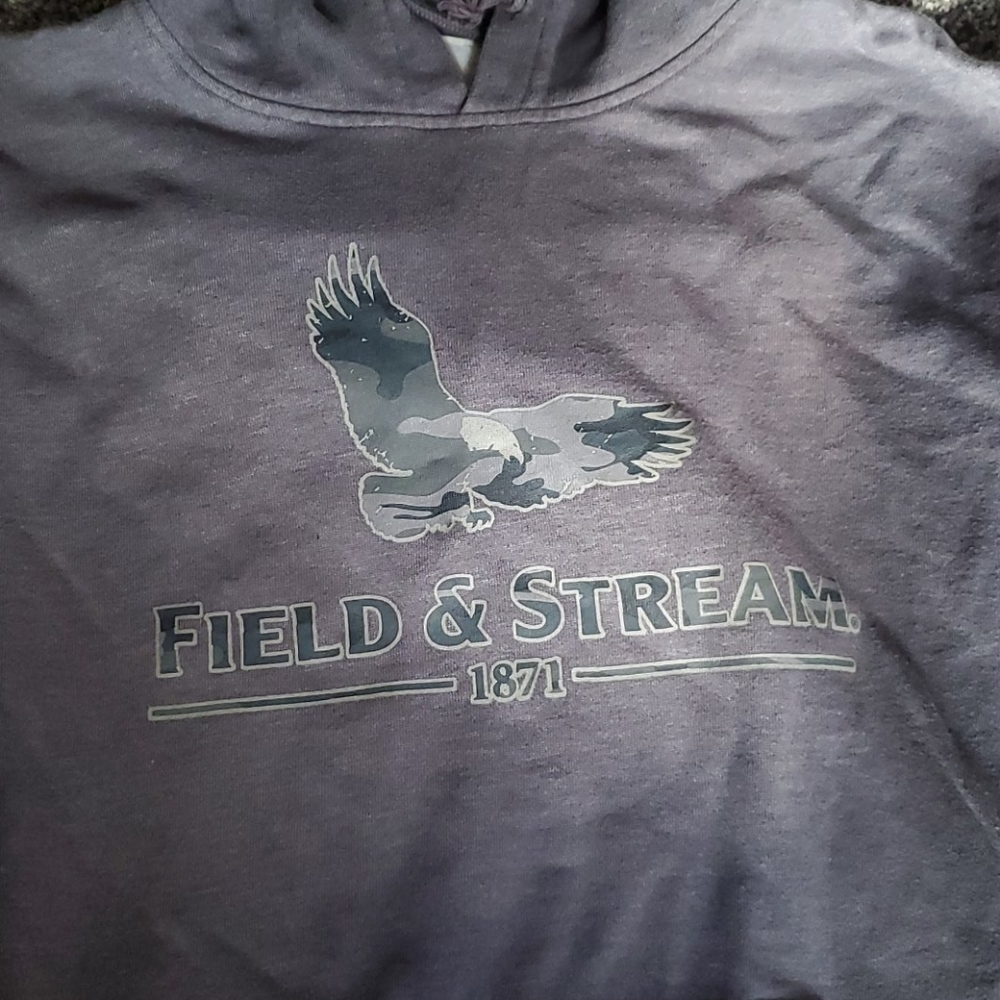 Field and stream sweat shirt